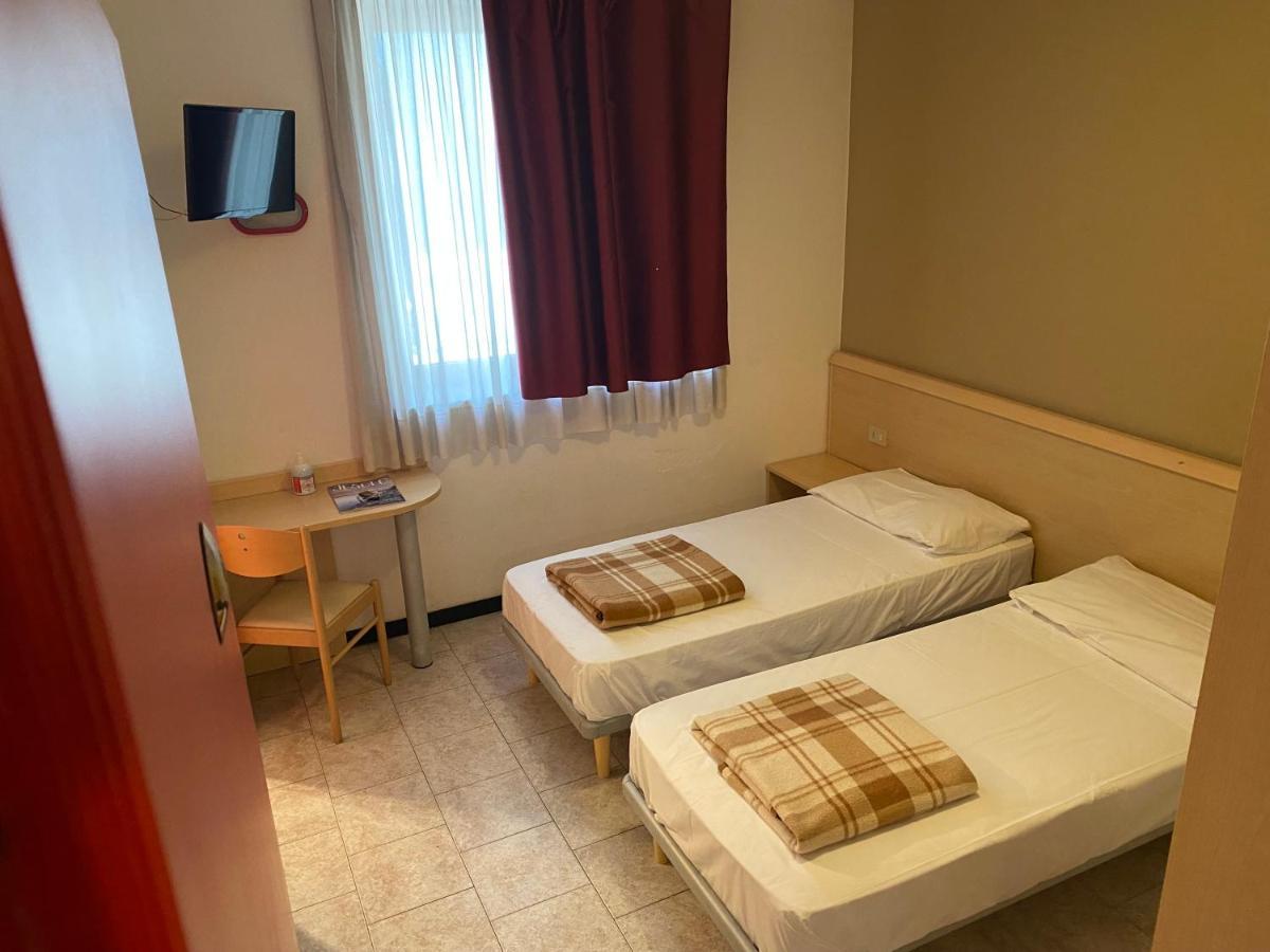 Hotel Mazzini Lido di Jesolo Exterior photo