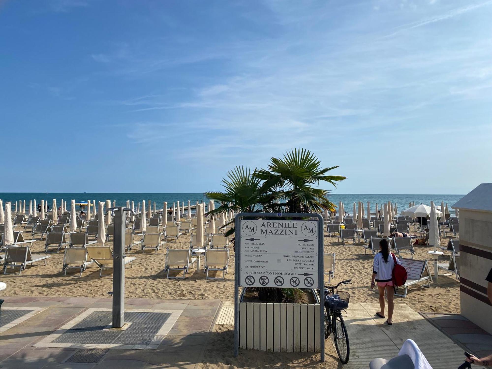 Hotel Mazzini Lido di Jesolo Exterior photo